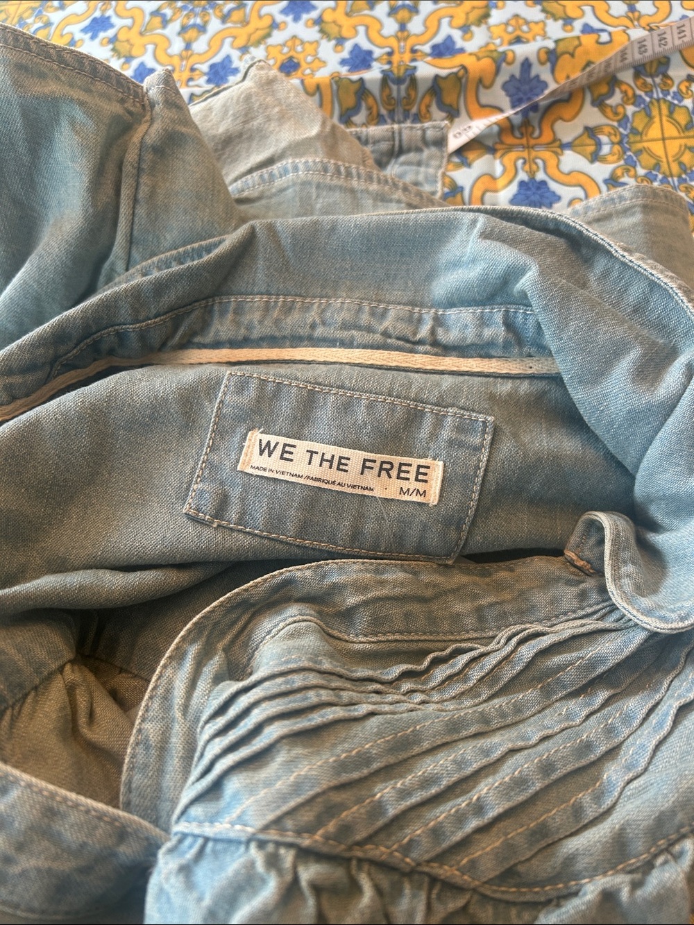 FREE PEOPLE × We The Free Tattered And Ruffled Denim Top size medium - Picture 9 of 9